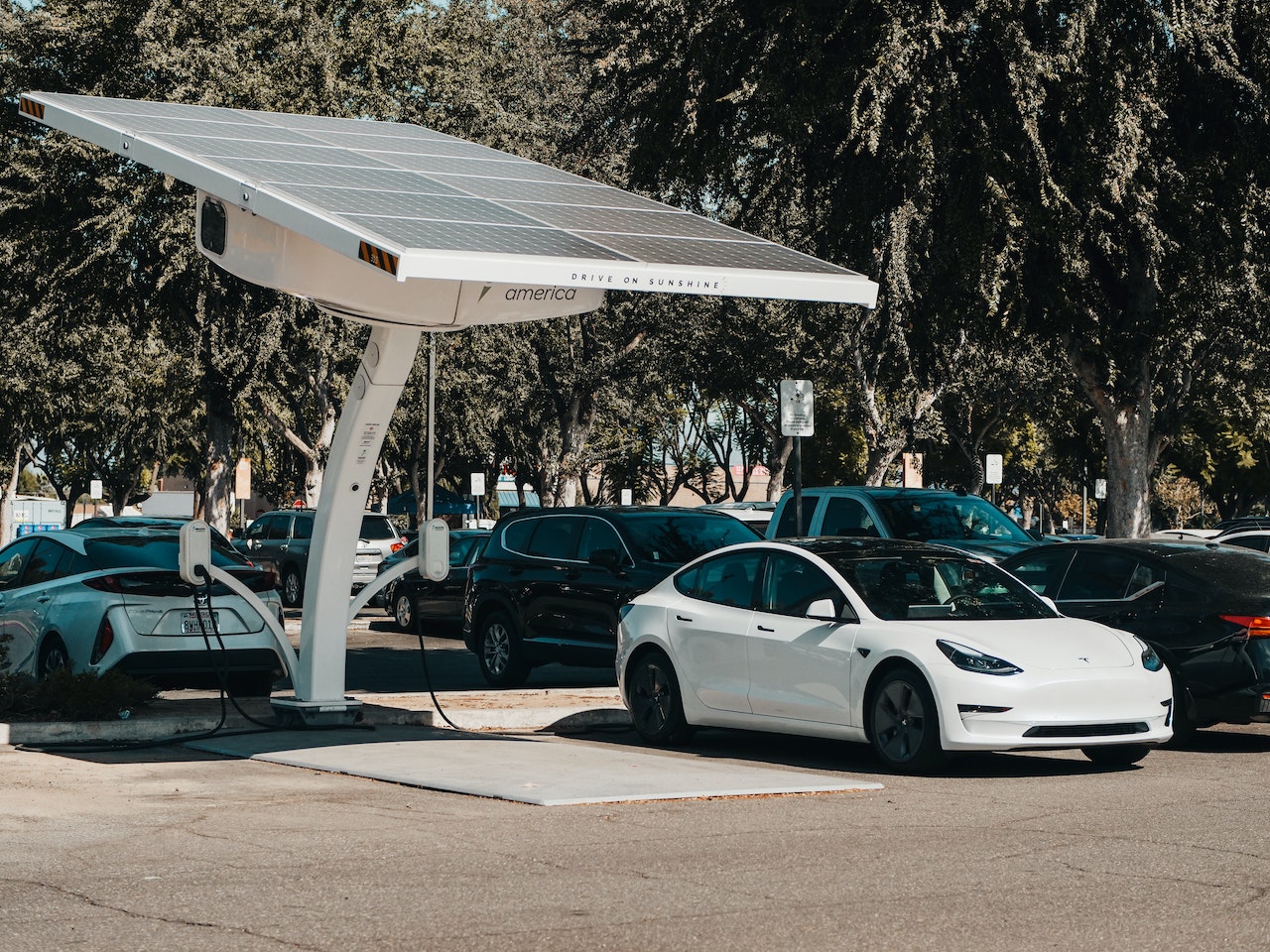 charging your EV using solar panels